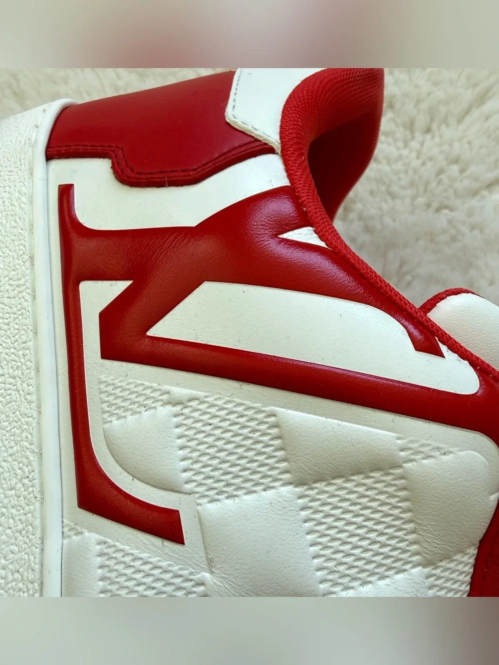 Louis Vuitton Rivoli red/white men sneakers size 10 US Authentic Retail 1275$